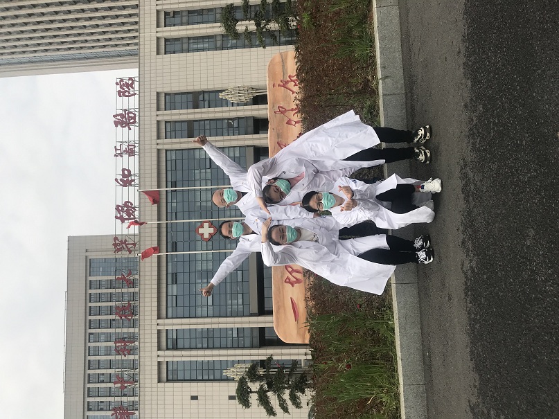 第一队2.jpg